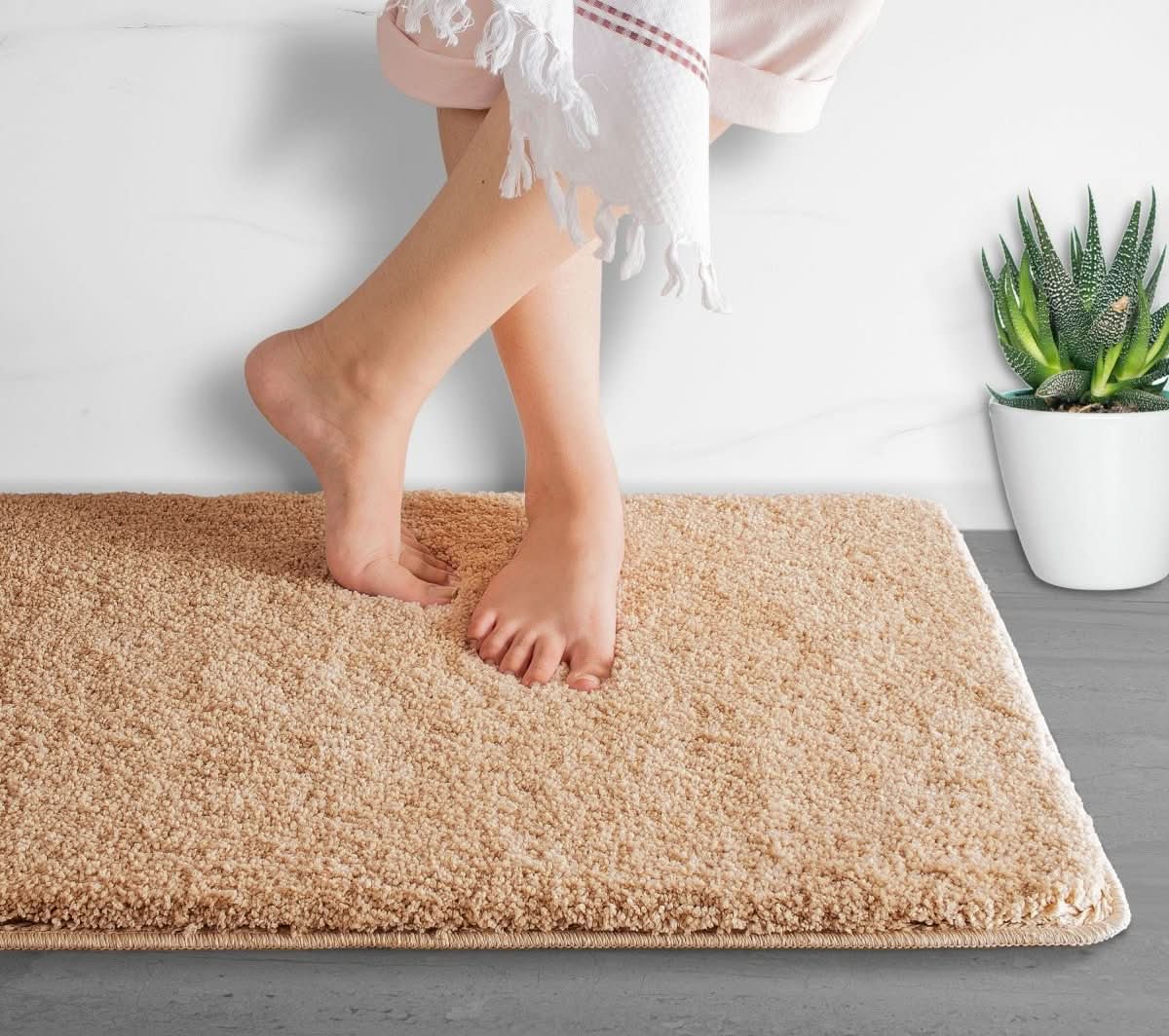 Nordra Bath Mat Soft Microfiber Bath Rug Quick Drying Non Slip Scandinavian Style