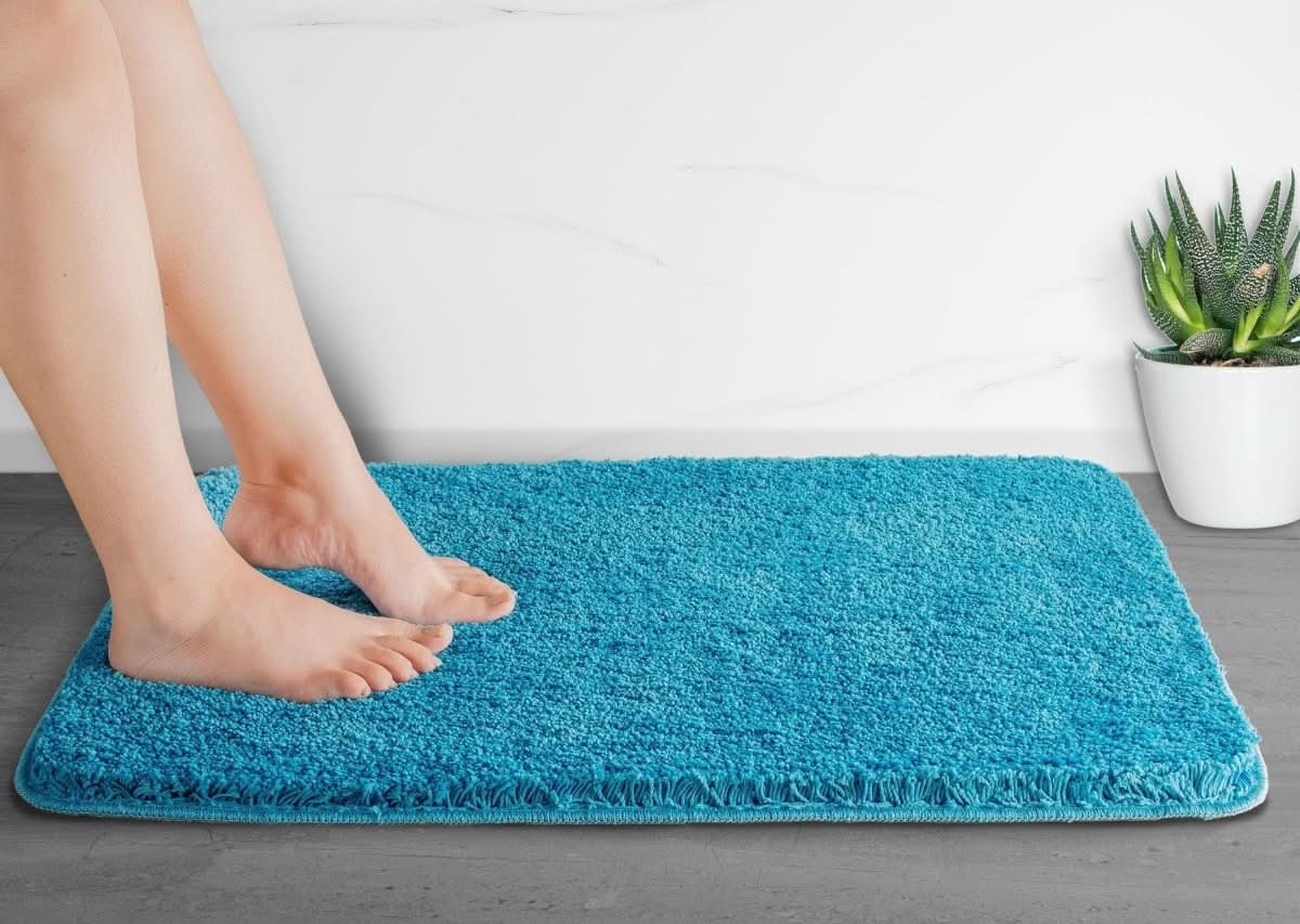 Nordra Bath Mat Soft Microfiber Bath Rug Quick Drying Non Slip Scandinavian Style