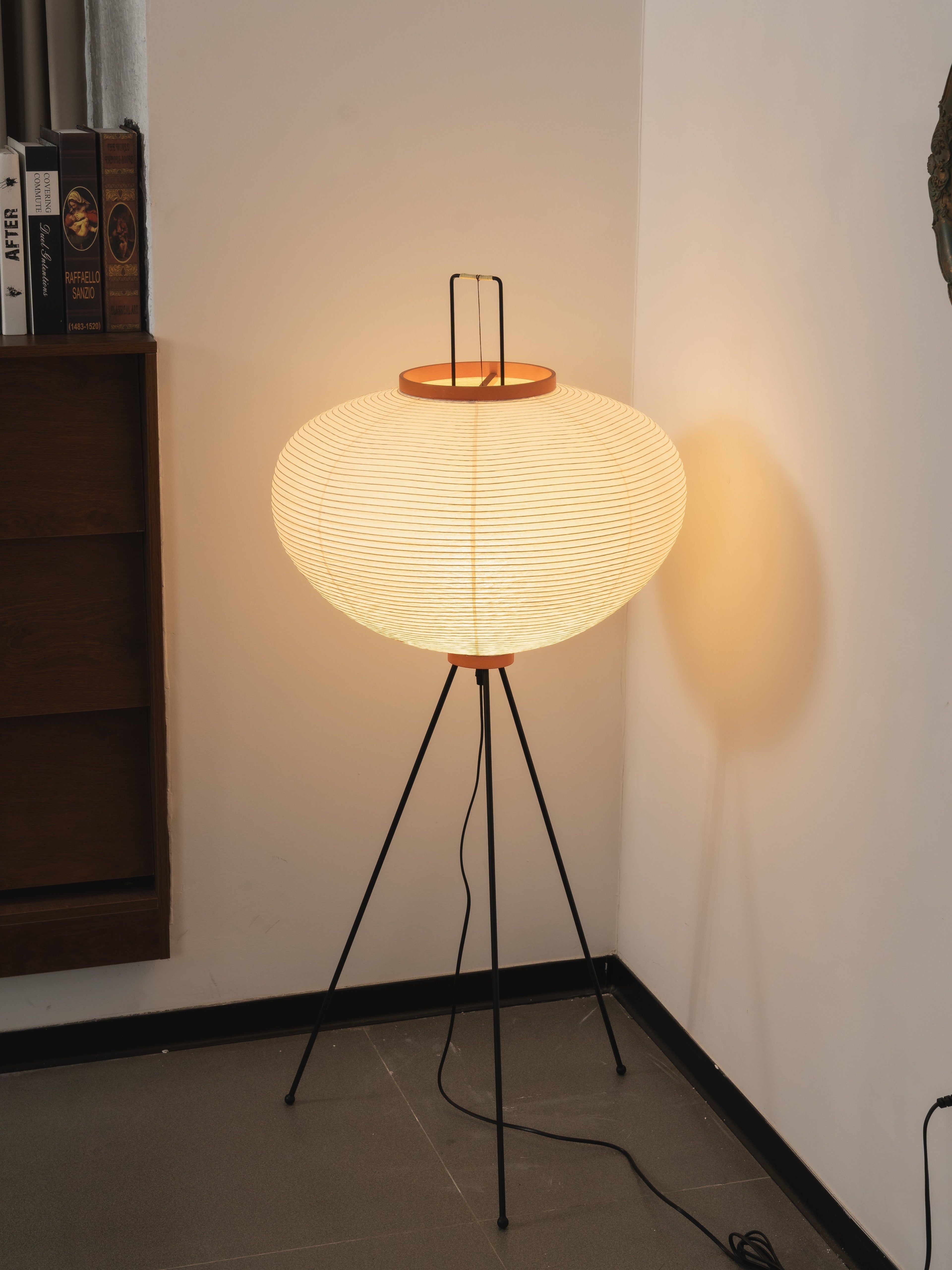 Akari Mulberry papir gulvlampe i metal, japansk stil til stuer