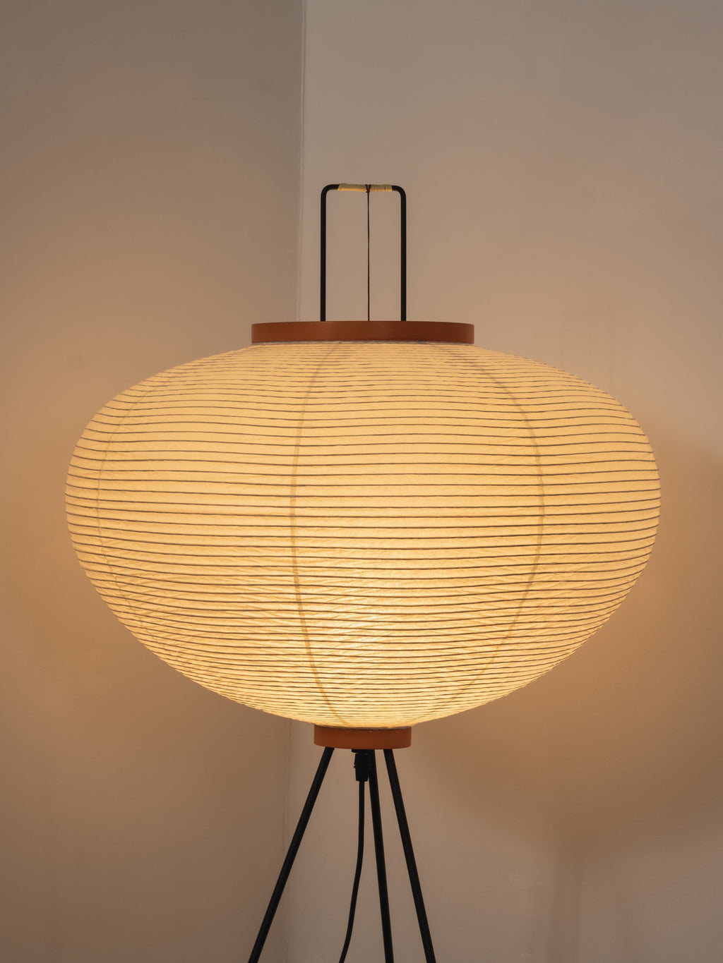 Akari Mulberry papir gulvlampe i metal, japansk stil til stuer