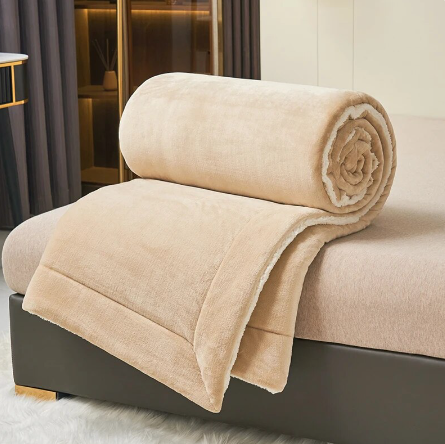 Warm Luxury Fleece Blanket for Cozy Bedding