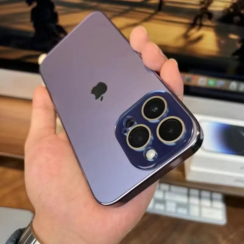 LumaGuard Matte Soft Touch And Durable Protection For iPhone 15