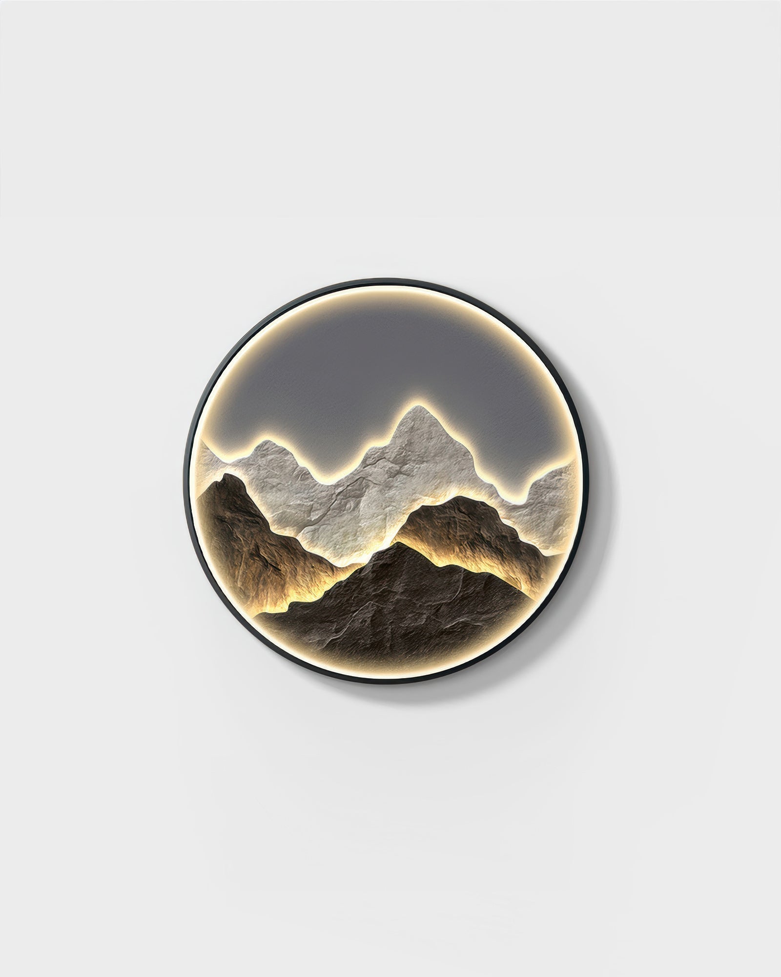 Silhouette Circle Wall Decor With Mountain Refuge Accent In Luxe Style