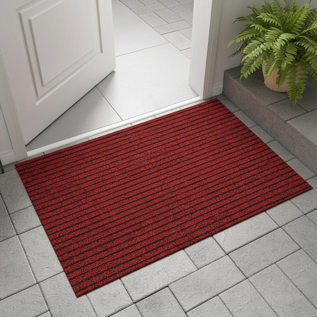 DustGuard Entry Mat With High-Density Fibers For Outdoor Use And Yearlong Protection