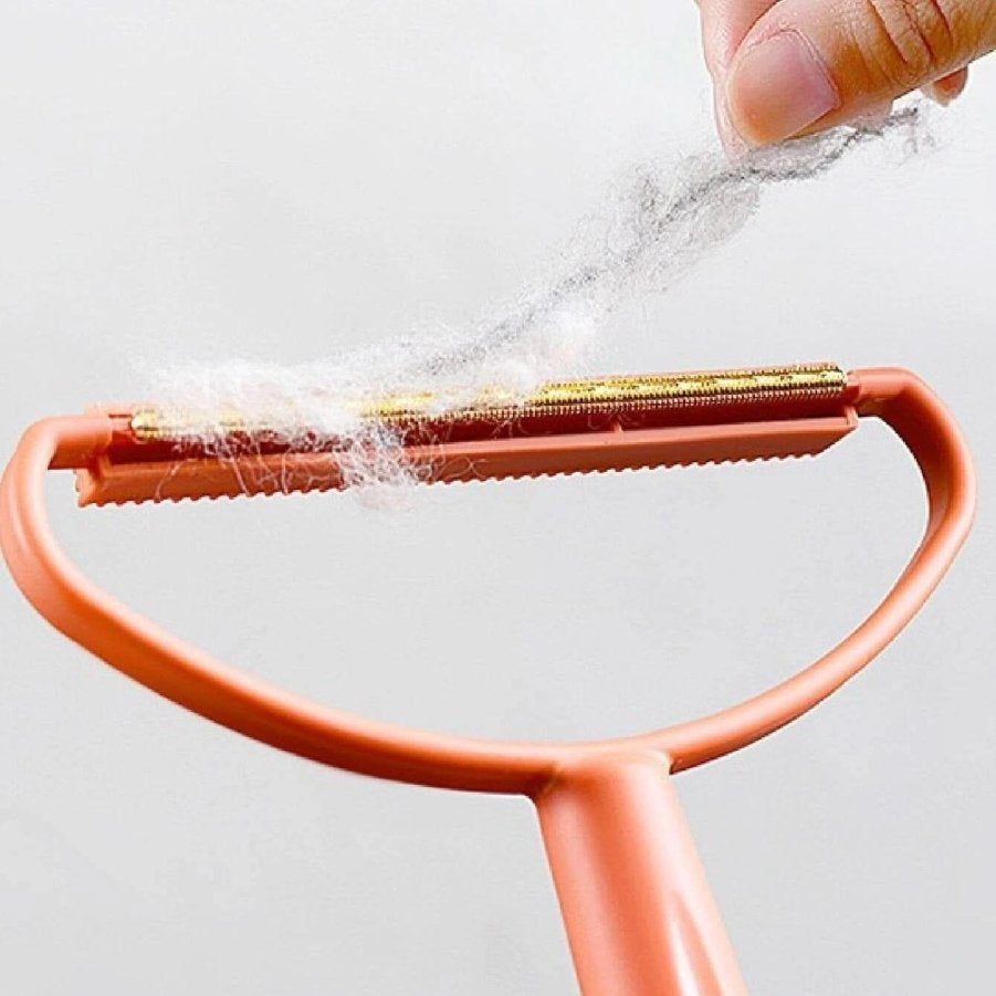 FluffAway Pro Cleaner For Pet Hair And Lint On Clothing And Furniture