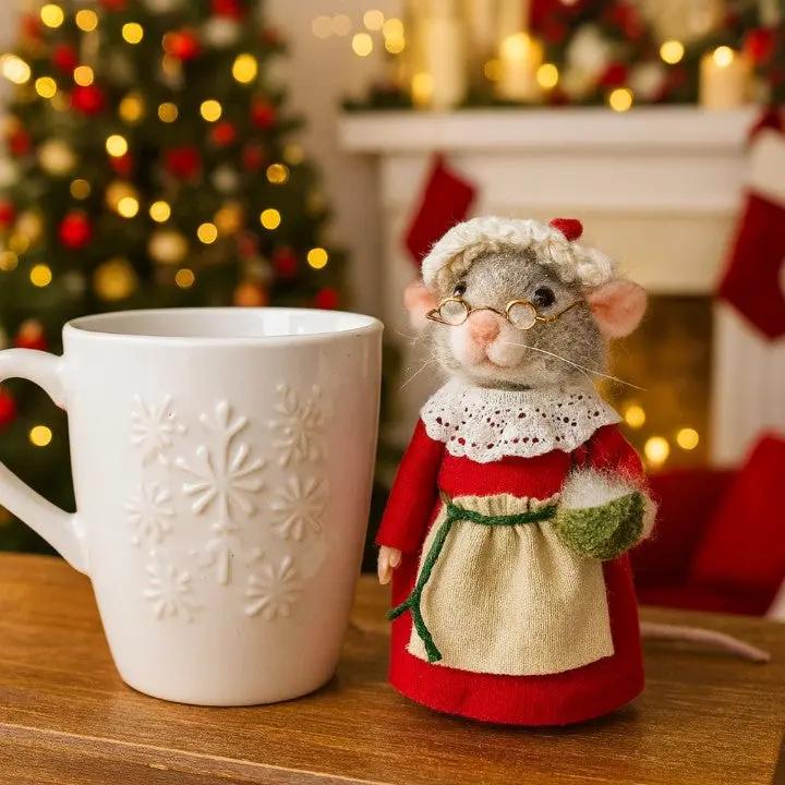 HeartNest Handcrafted Felt Mice for Cozy Home Decor