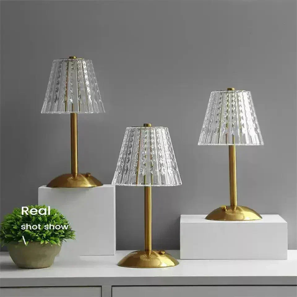 Aurelia Table Lamp in Acrylic and Metal Finish for Glow