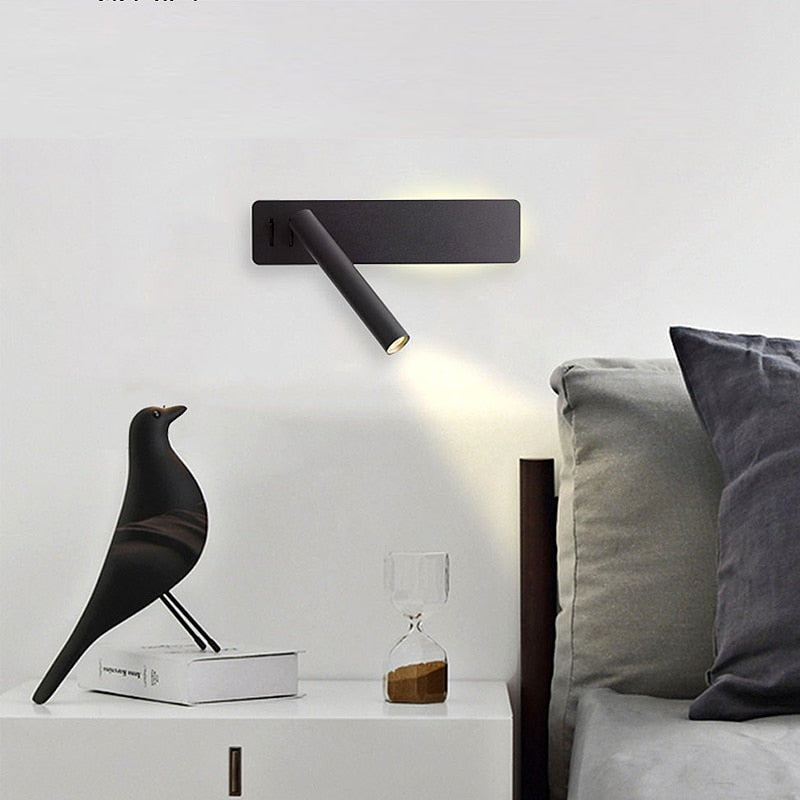 Nastavitelná LED čtecí lampa s nástěnným držákem a otočnou hlavou