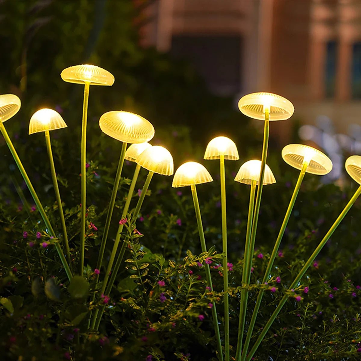 Outdoor VerdantGlow Solar Jellyfish Mushroom Garden Light