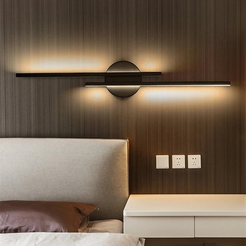 LyraTwin Linear LED Wall Light In Black And White Metal Finish