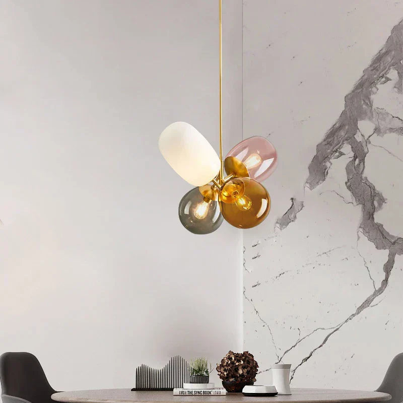Skleněné závěsné svítidlo LumaNova Glass Ball pro obývací pokoje