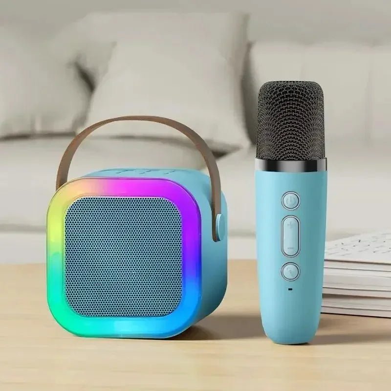 VocalNova Macchina Karaoke Portatile con Microfoni Wireless e Luce Cambia Colore