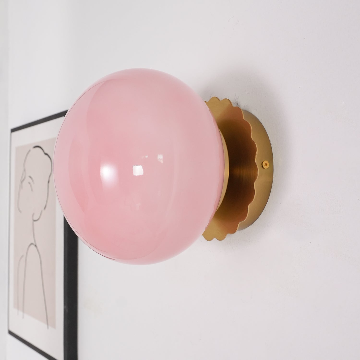 Lampada da parete MarshmallowGlow con luce soffusa e tocco giocoso
