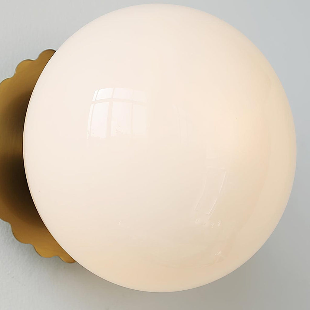 Lampada da parete MarshmallowGlow con luce soffusa e tocco giocoso