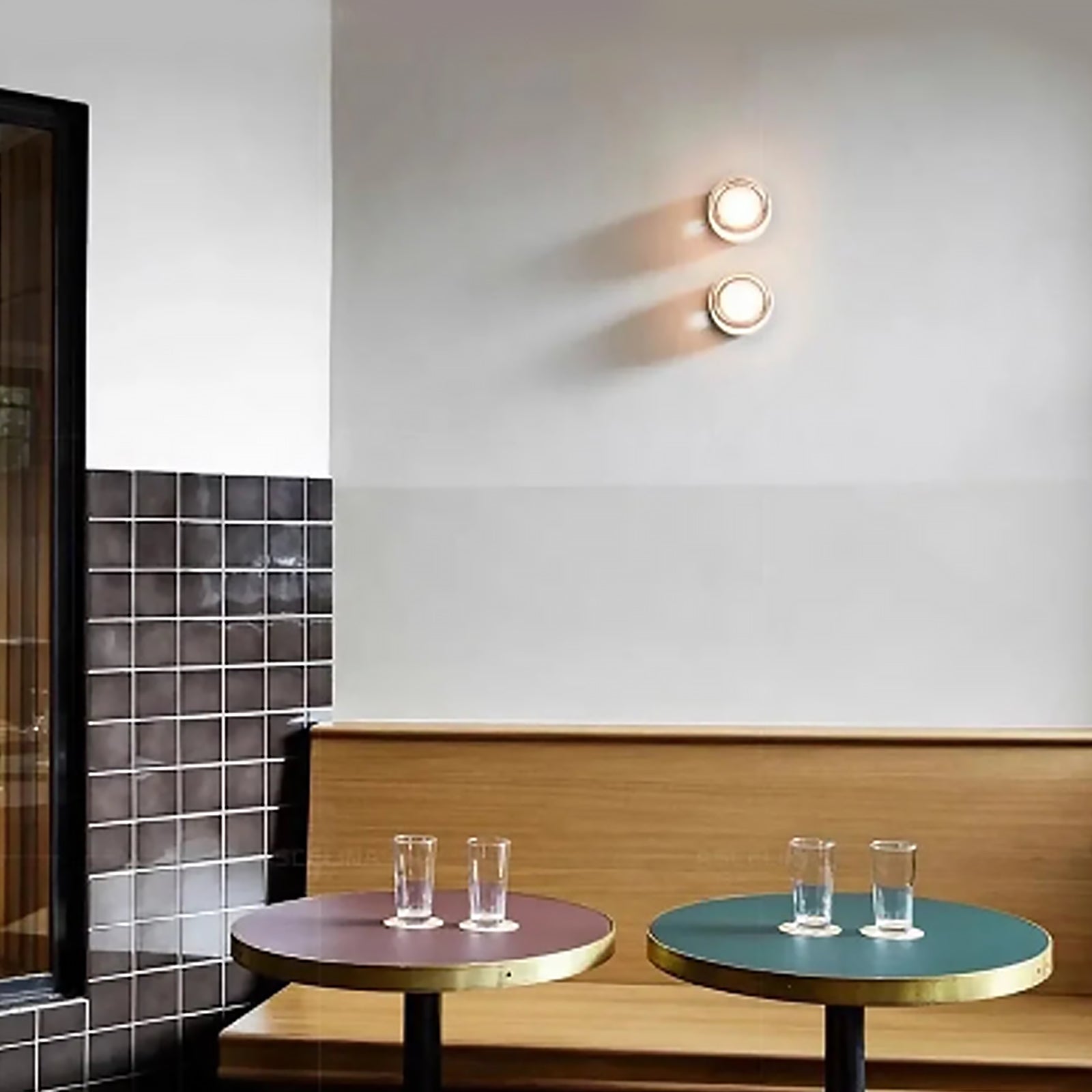 Aurelia Glass Wall Sconce Lamp in Contemporary Style | Fervei