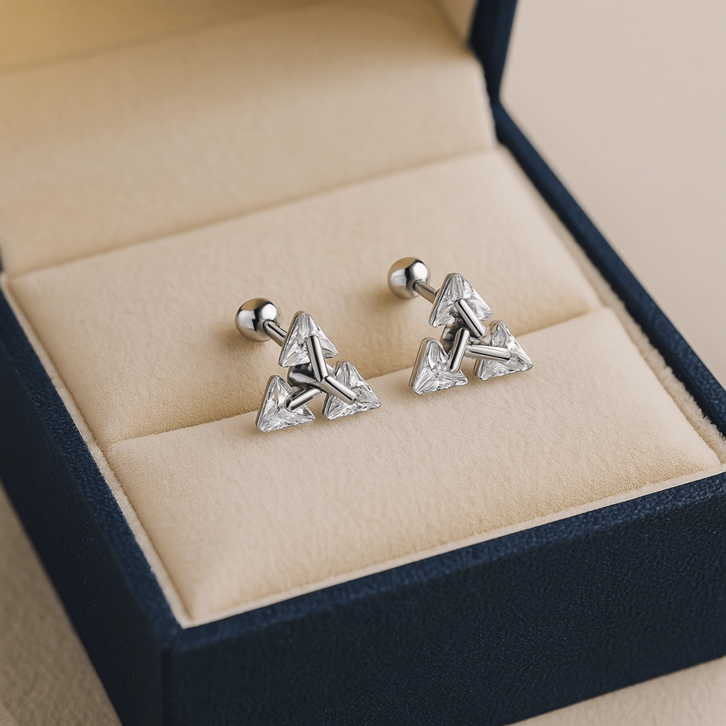Minimalistische Dreieck Silberohrringe für Männer, stilvolles 925 Silber Accessoire