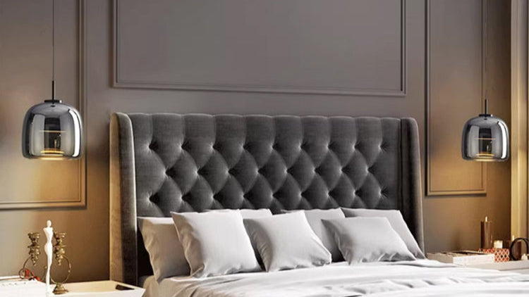 Závěsné svítidlo Arden s černým kouřovým sklem, minimalistický stropní design