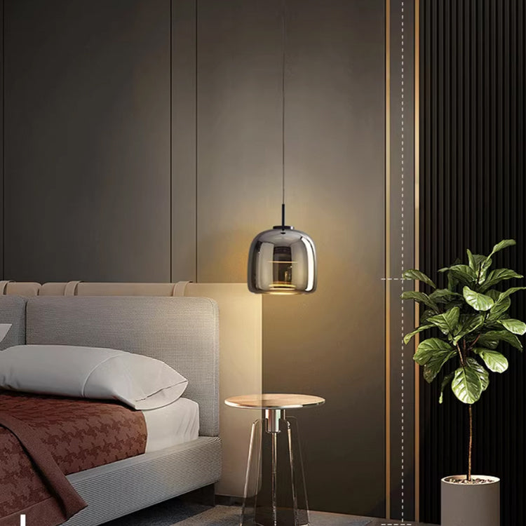 Závěsné svítidlo Arden s černým kouřovým sklem, minimalistický stropní design
