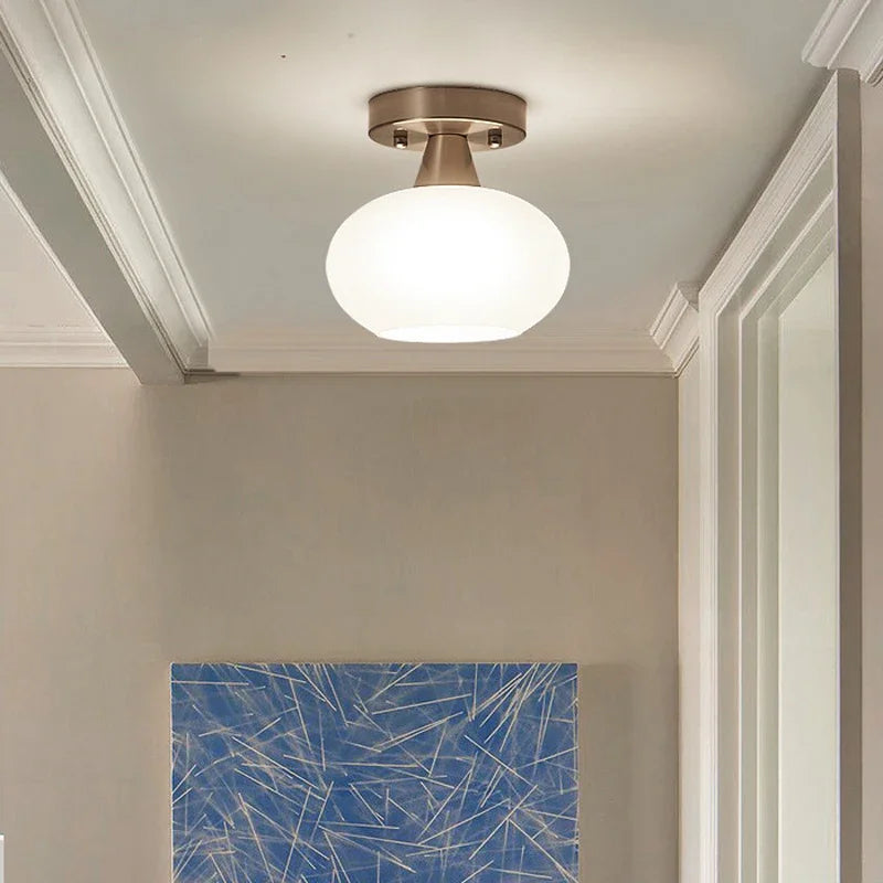 Lampada LED moderna Lumora per illuminazione minimalista luminosa