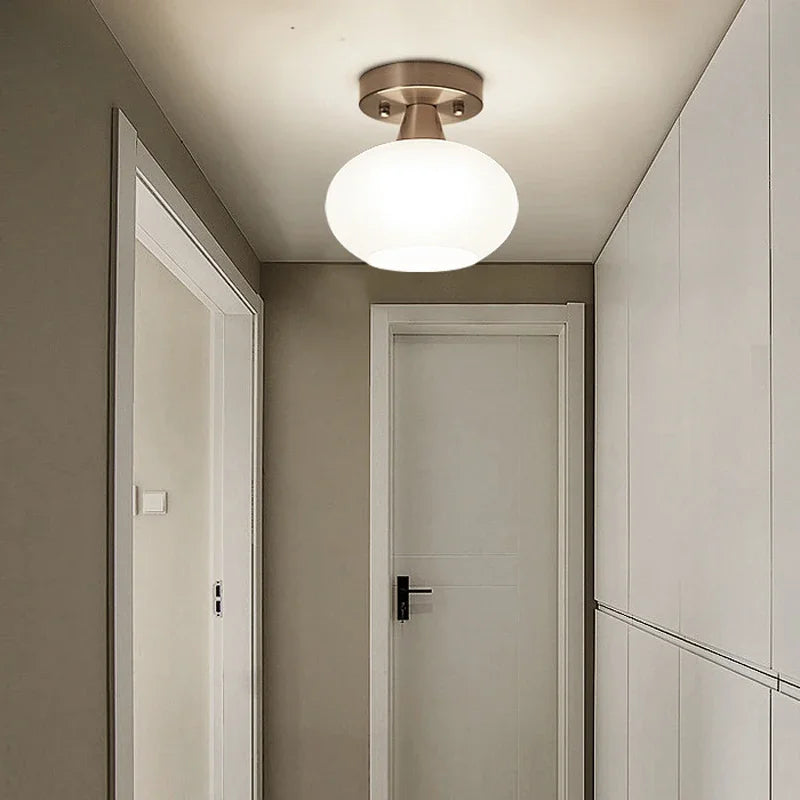 Lampada LED moderna Lumora per illuminazione minimalista luminosa