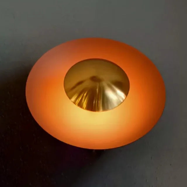 Lampe ronde moderne ColorBurst avec options de couleurs et style contemporain