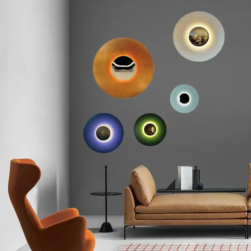 Lampe ronde moderne ColorBurst avec options de couleurs et style contemporain