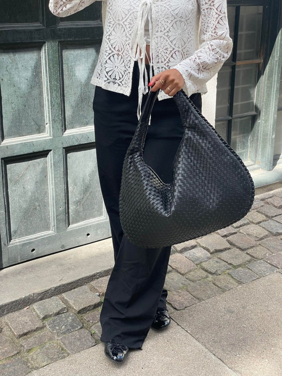 LuminaCarry Women's Tote Bag With Spacious Interior
