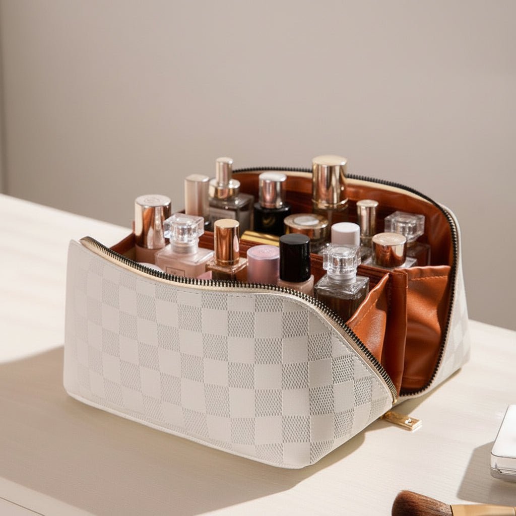 NovaLuxe Minimalist Cosmetic Bag With Compact Organizer Design
