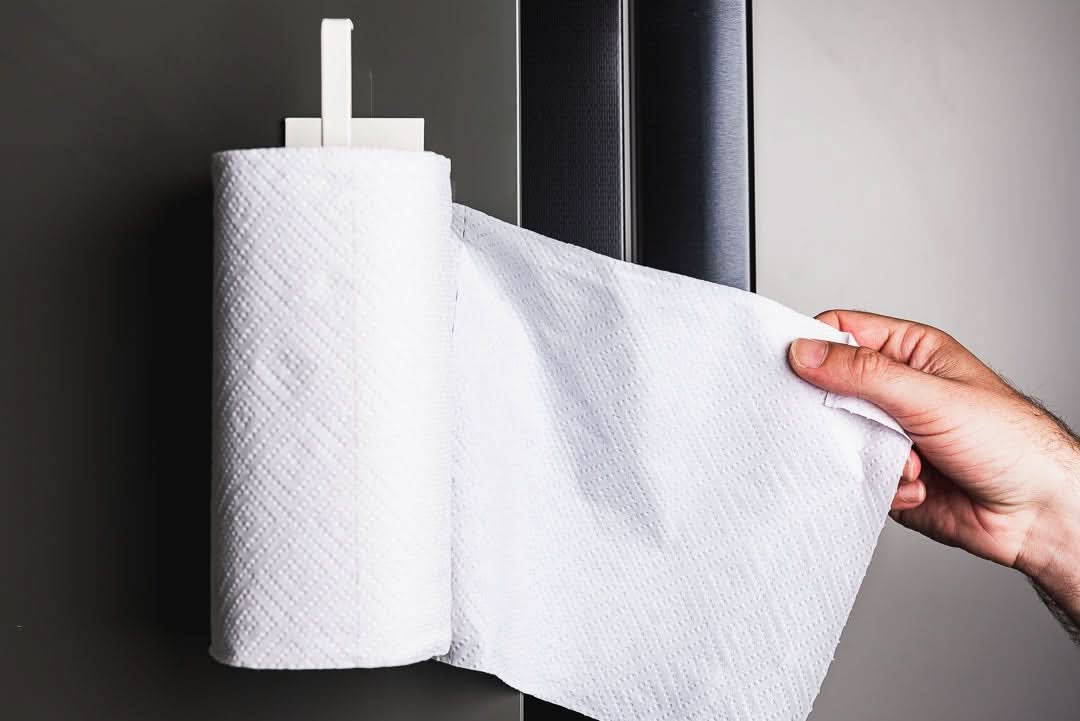 IronNest Mount Robust Paper Towel Holder With Iron Construction Easy To Install