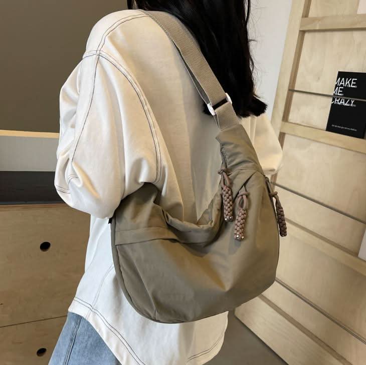 CityLine Nylon-Schultertasche für Alltag und Freizeit