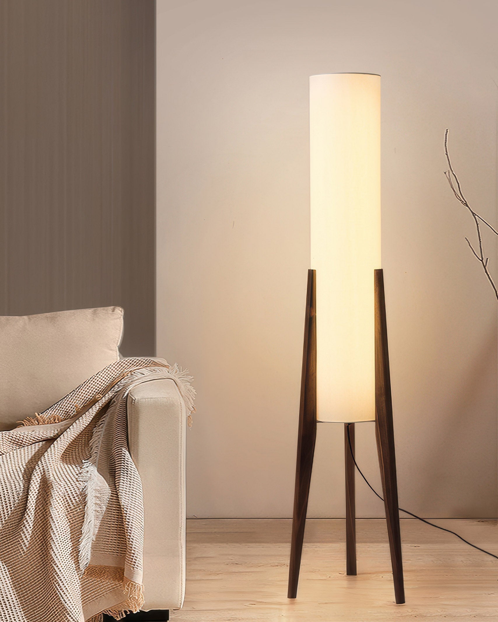 Walnut Solid Wood Floor Lamp Art Lamp For Living Spaces
