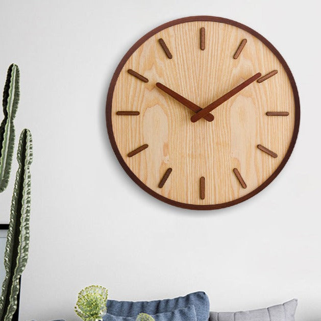 Horloge à piles en bois de noyer véritable pour salon