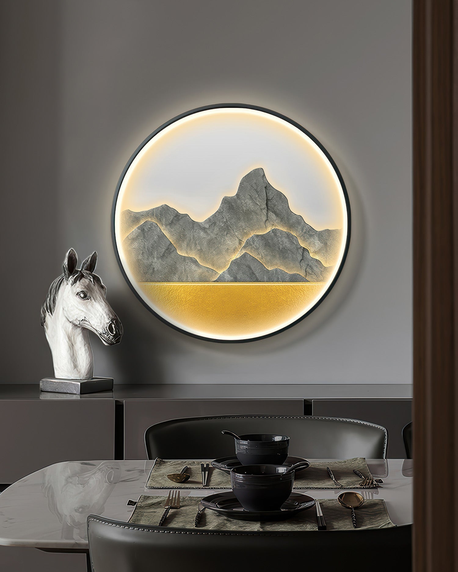 Silhouette Circle Wall Decor With Mountain Refuge Accent In Luxe Style