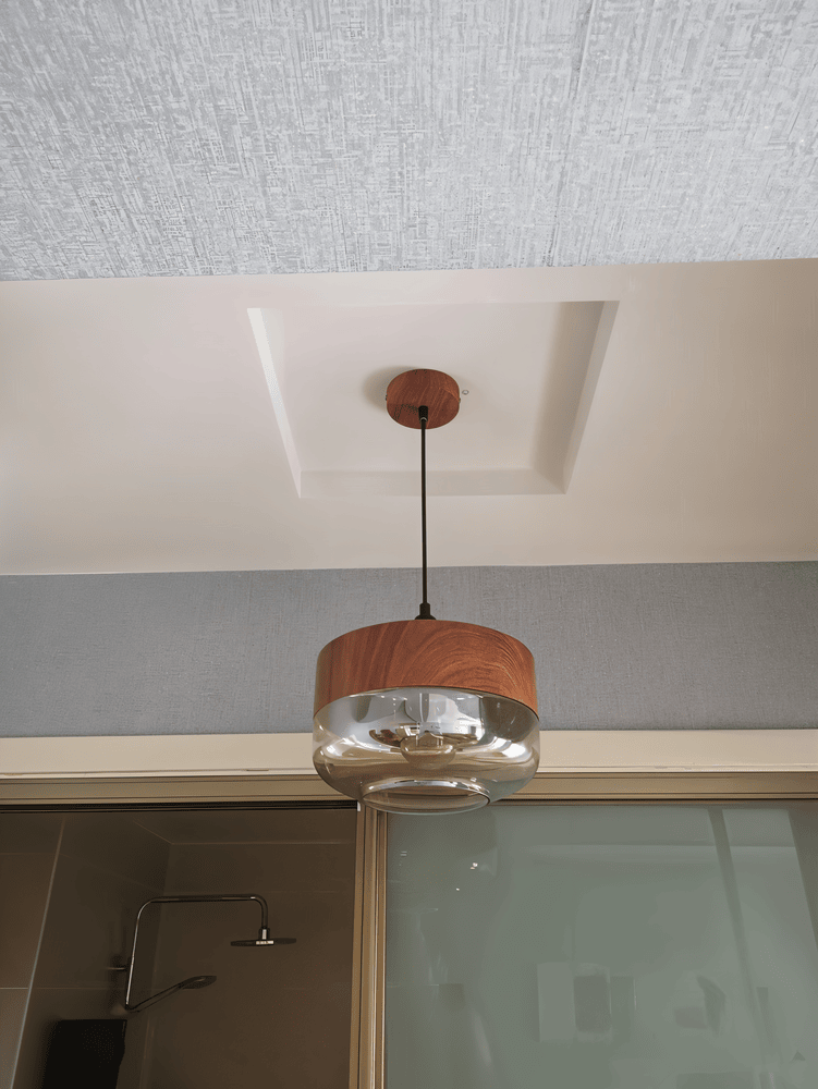 Lampada a sospensione in vetro ambra con struttura in metallo scandinava, attacco E27 regolabile