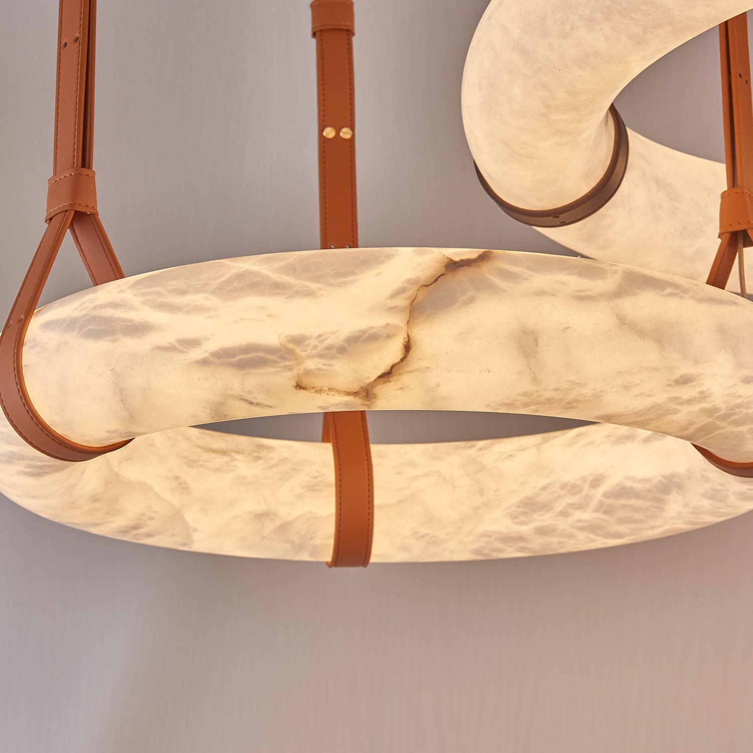 Alabaster-Ring-Hängeleuchte mit LED, Naturstein in Braun bis Gold, 3000K–6000K