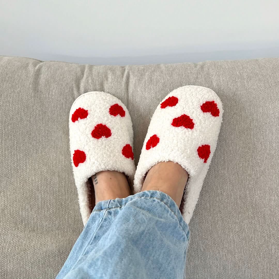 Heartfelt Plush Slippers For Women With Cozy Heart Design For Everyday Comfort
