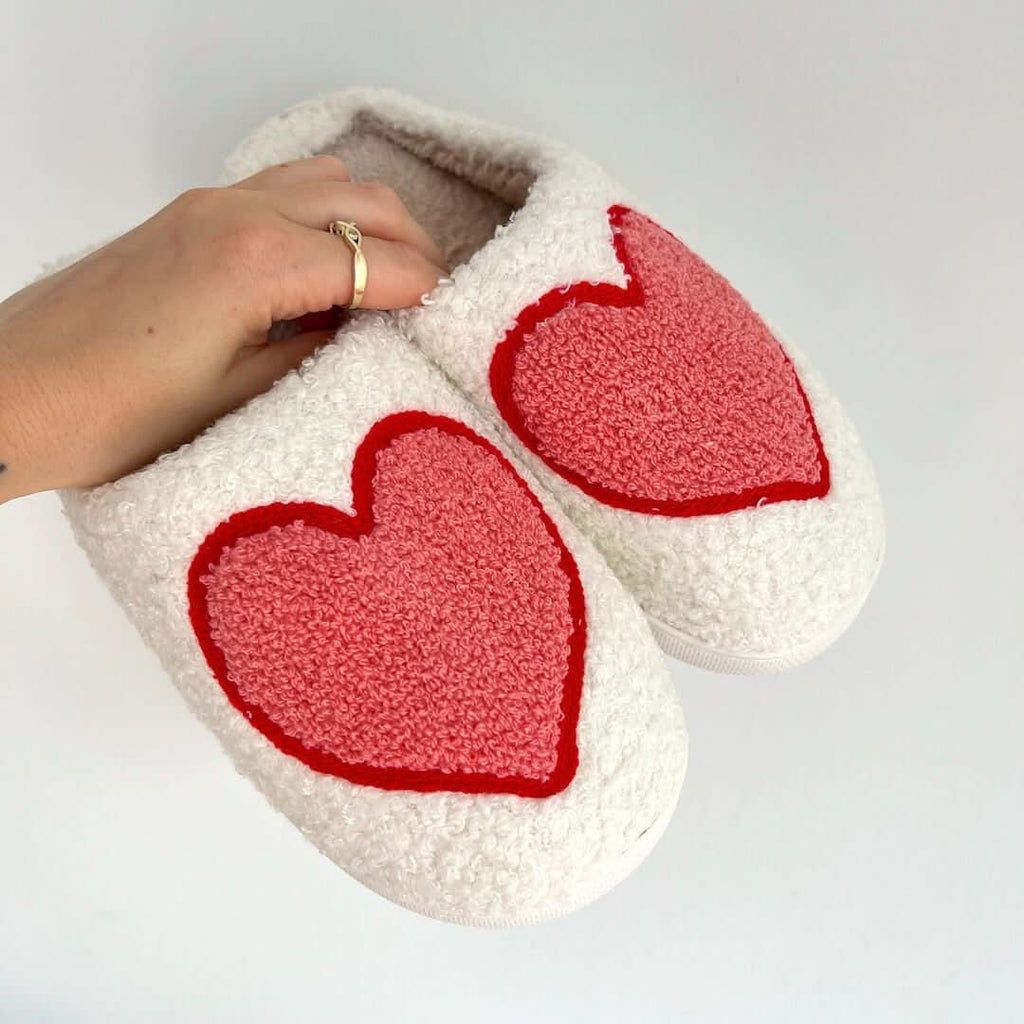 Heartfelt Plush Slippers For Women With Cozy Heart Design For Everyday Comfort