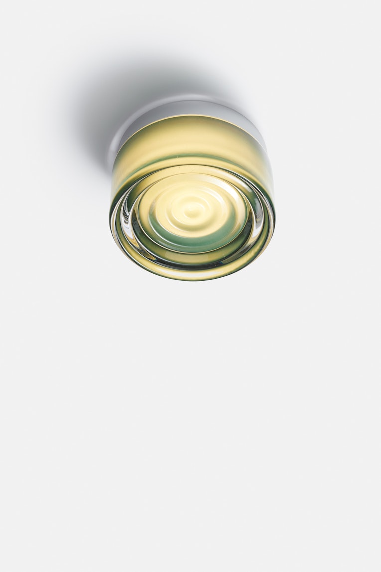 IP65-klassificeret TML Ripple moderne væglampe med hærdet glasskærm og berøringskontakt