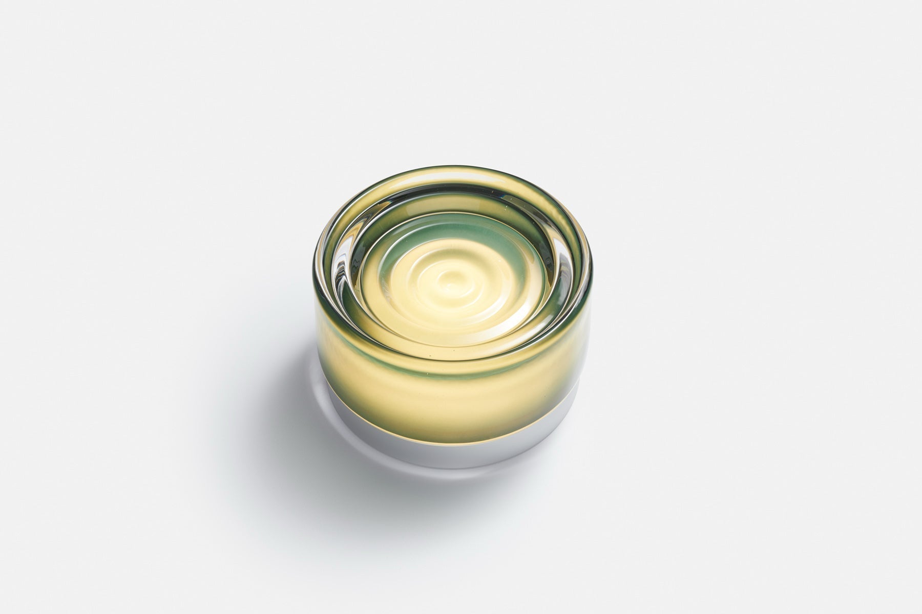 IP65-klassificeret TML Ripple moderne væglampe med hærdet glasskærm og berøringskontakt