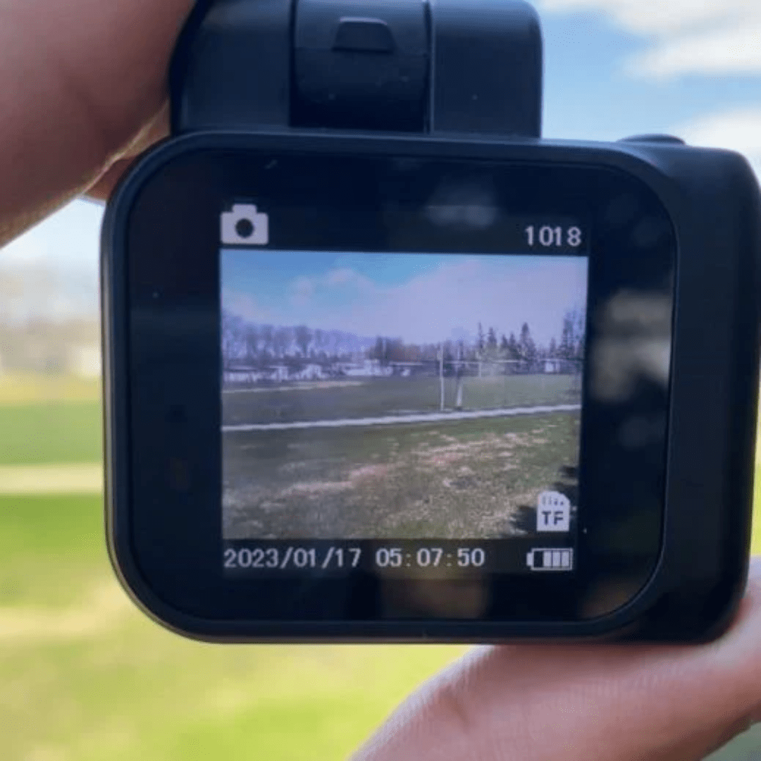 RetroNest Nostalgic Camera Compact and Stylish for Capturing Vintage Memories