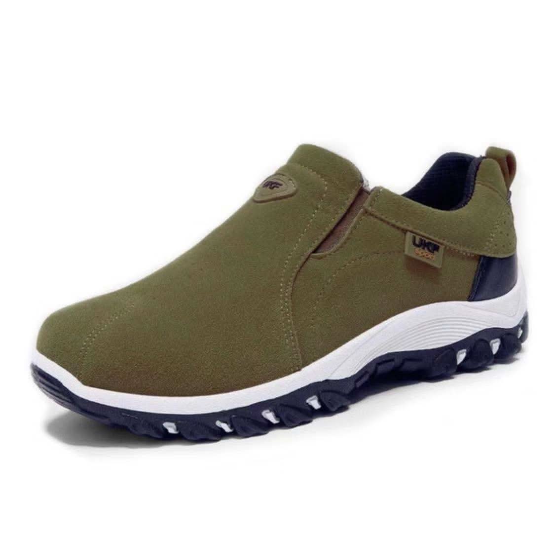 Summit Trail Outdoor Hiking Boots For Men With High Comfort
