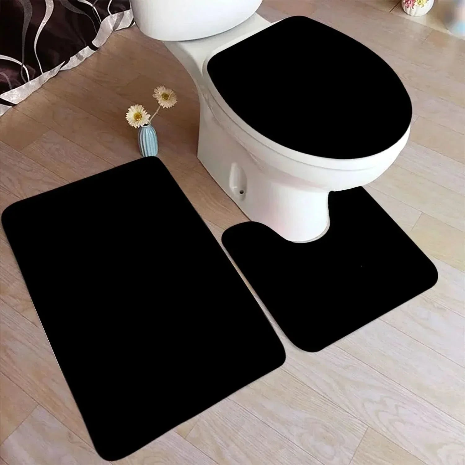 Sada koupelnových koberečků CozyNest z flanelu, 3 díly s protiskluzovou spodní stranou