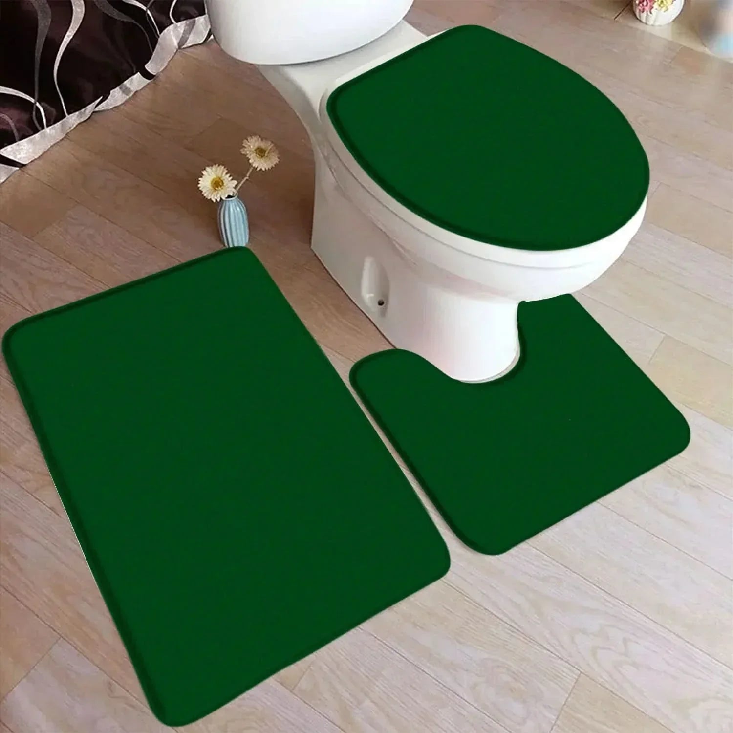 Sada koupelnových koberečků CozyNest z flanelu, 3 díly s protiskluzovou spodní stranou