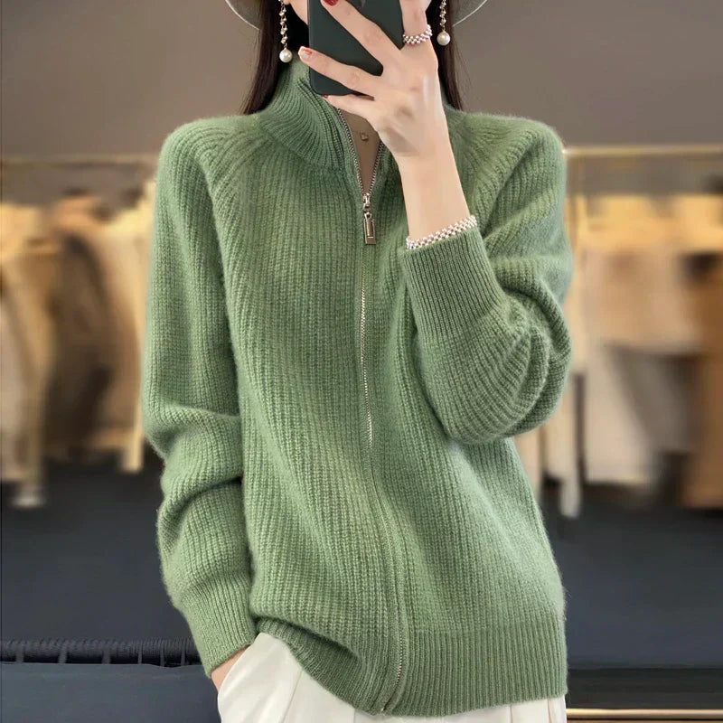 Women's Zipper Cardigan In 100 Percent Wool For Everyday Wear