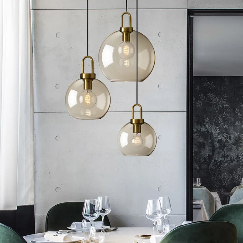 Suspension Industrielle en Verre pour Intérieurs Modernes et Salons