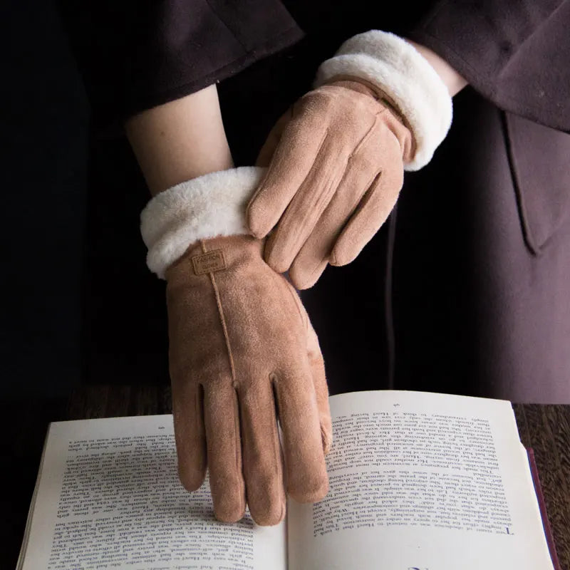 Pink Fleece Lined Winter Gloves For Warm Comfort And Style