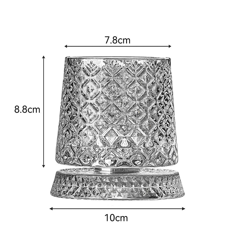 Drehbares Whiskyglas für modernen Bar- und Lounge-Stil