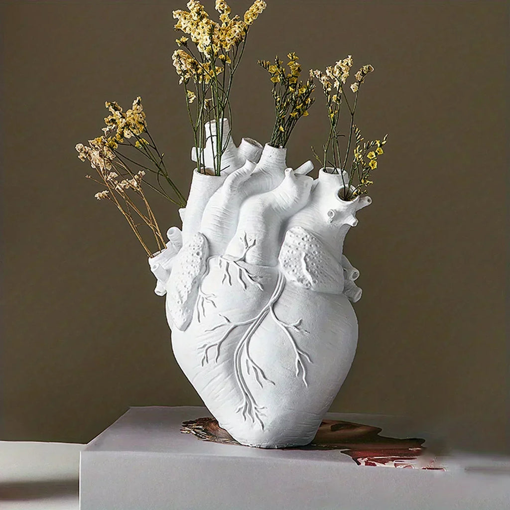 Elvase keramisk vase i hjerteform til elegant hjemmeaccent