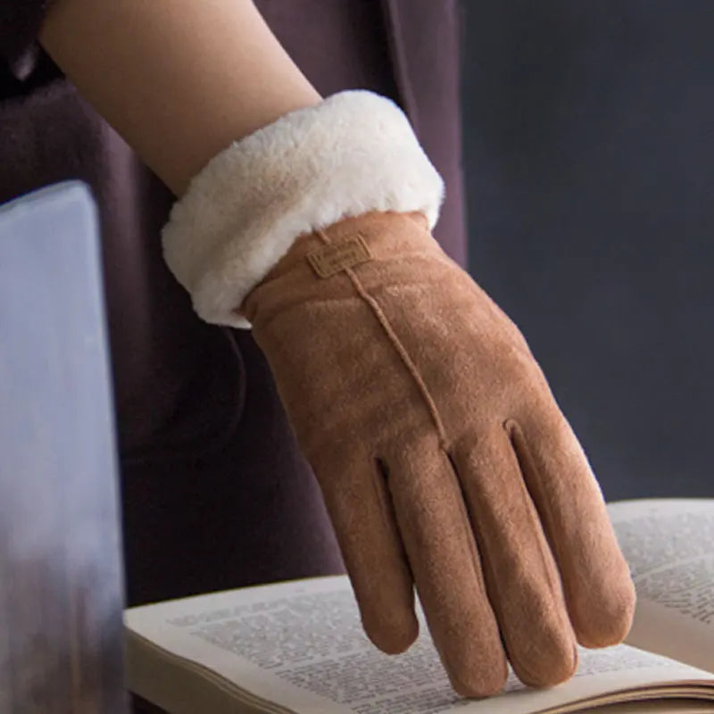 Pink Fleece Lined Winter Gloves For Warm Comfort And Style