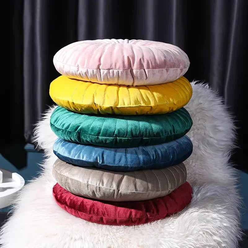 CozyNest Flauschiges Dekokissen Für Gemütliche Wohnbereiche